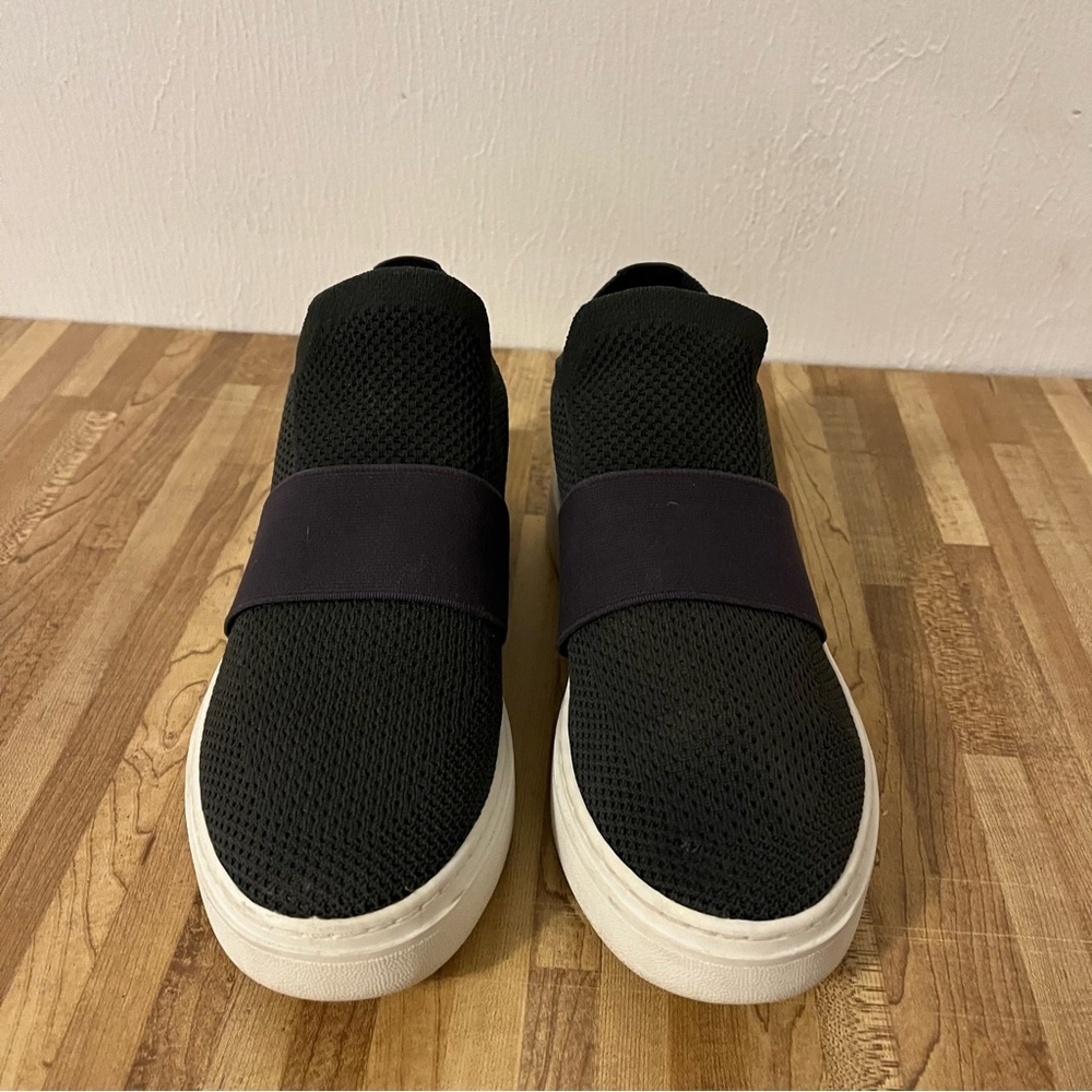 Eileen Fisher Dark Gray Stretch Fit Slip On Sneakers Shoes Size 7.5 - Picture 2 of 10